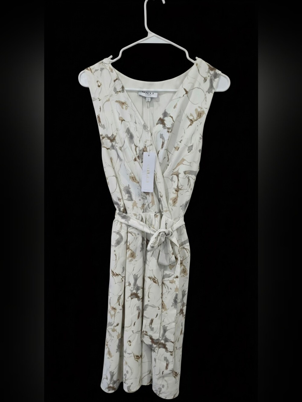 NWT Gilli Wrap Mini Dress with Tie in White Marble Print - Size Large